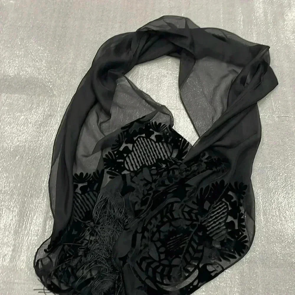 ❤️2/$30❤️Cejon Black Sheer Velvet Burnout Pattered WMN Scarf